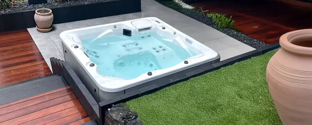 Vente et installation de spa extérieur 5 places Le Muy, Les Arcs, Draguignan, Vidauban, Le Luc