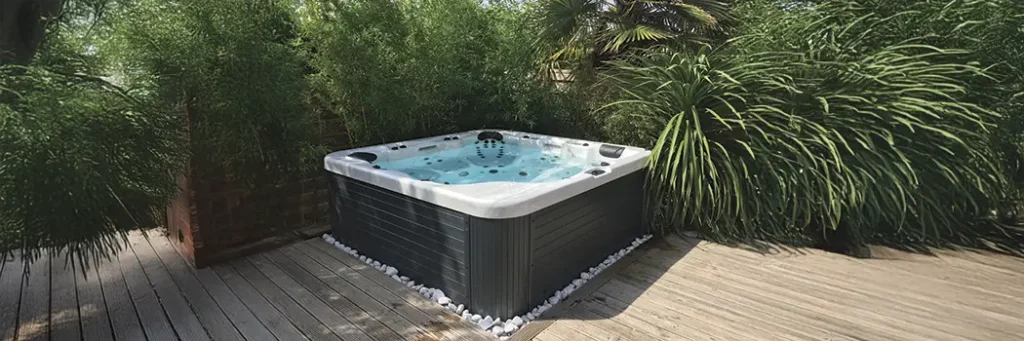 Changer l'eau de son spa , contrat d'entretien Fréjus, Saint-Raphaël, Saint-Tropez, Sainte-Maxime