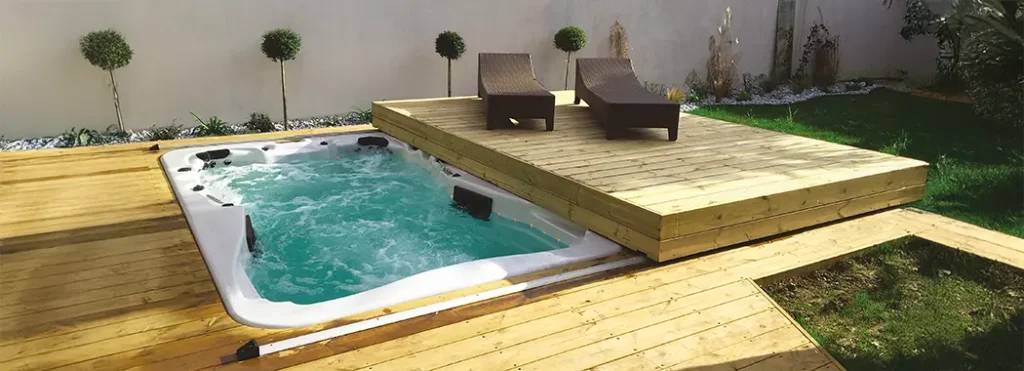 Installateur de spa de nage Toulon, Hyères, Le Lavandou, Saint-Maximin-le-Sainte-Baume, Brignoles
