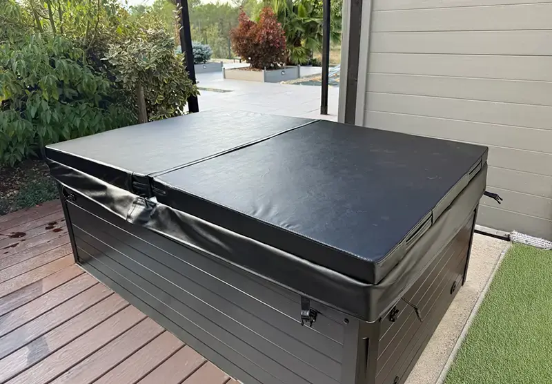 Couverture isotherme pour jacuzzi haut de gamme 13, 83 et 06